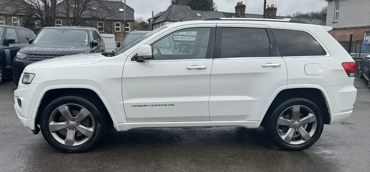Begagnad Jeep Grand Cherokee Overland 247 HK (181 kW) 2016 Vit SUV