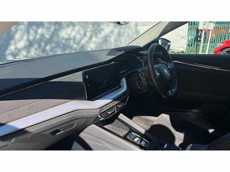 Used Skoda Octavia SE L 150 HP (110 kW) 2023 Black Hatchback