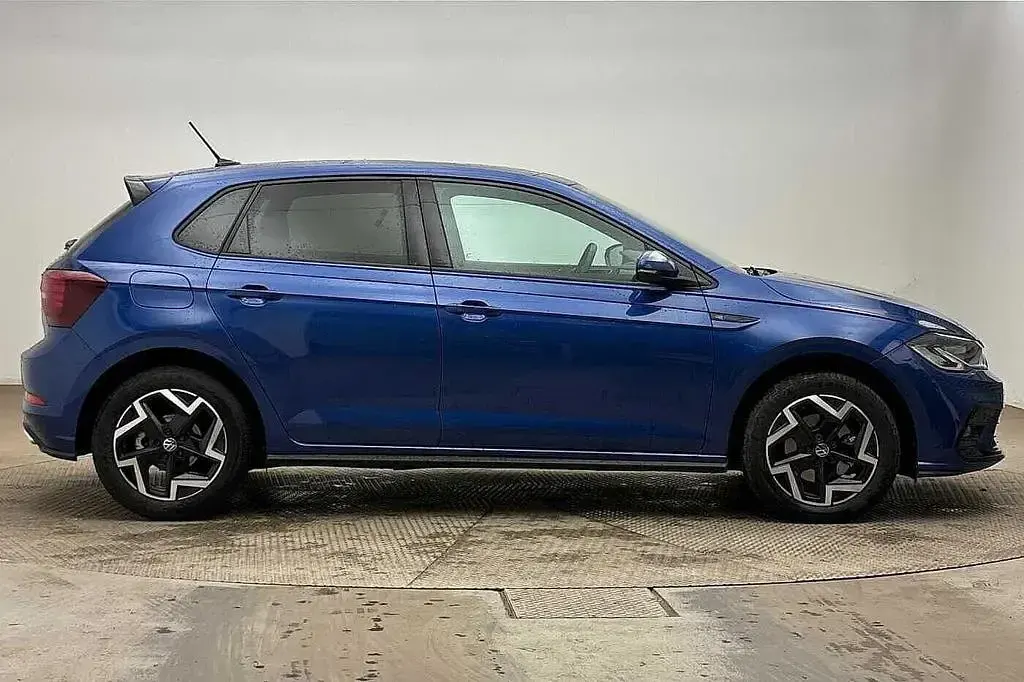 Used VW Polo R-line 115 HP (84 kW) 2026 Blue Hatchback