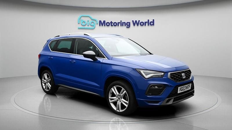 Begagnad Seat Ateca FR 148 HK (108 kW) 2023 Blå SUV