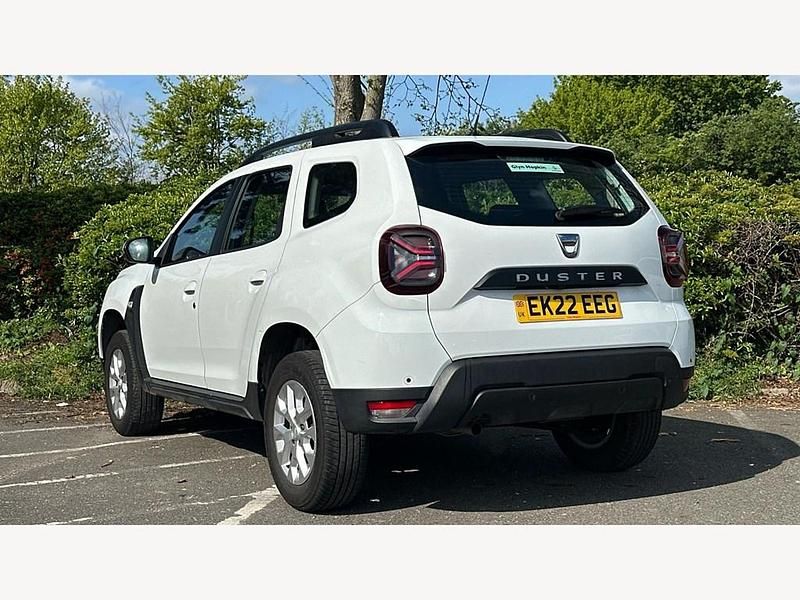 Usado Dacia Duster Comfort 2022 Blanco SUV