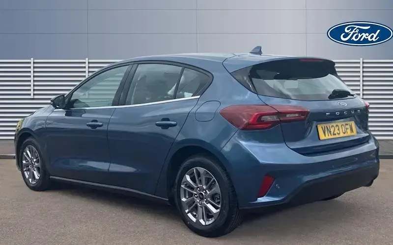 Usado Ford Focus Titanium 125 HP (91 kW) 2023 Azul Citadino