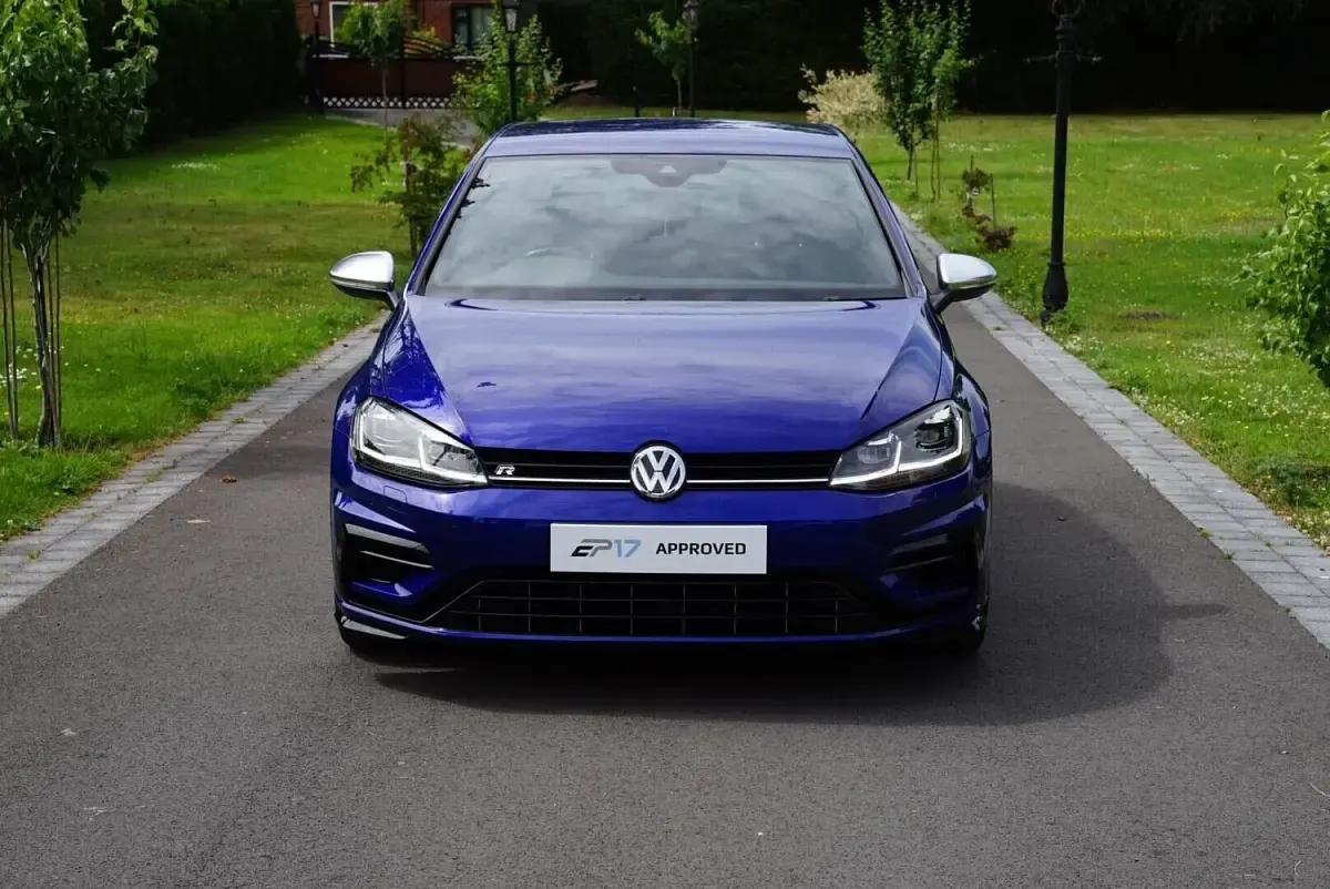 Used VW Golf VII R 300 HP (220 kW) 2019 Blue Hatchback