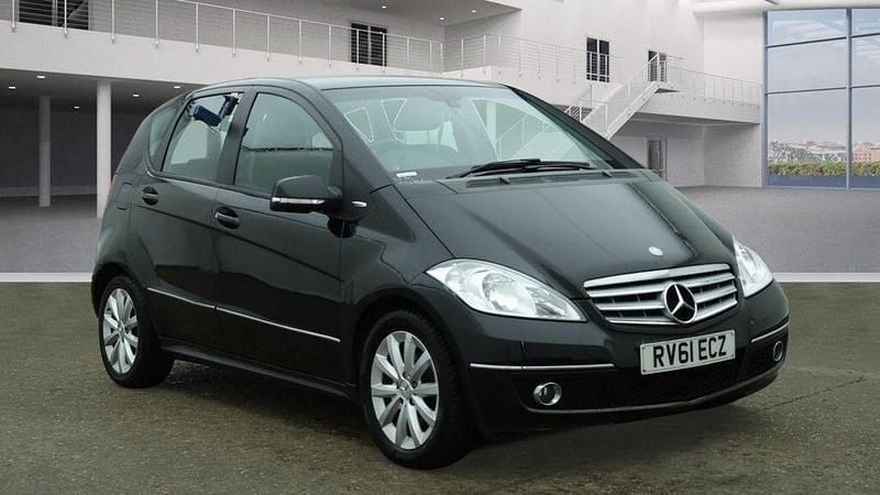 Black Used 2011 Mercedes A180 Avantgarde Hatchback | £2,800 (Fair price) - Image 1/3