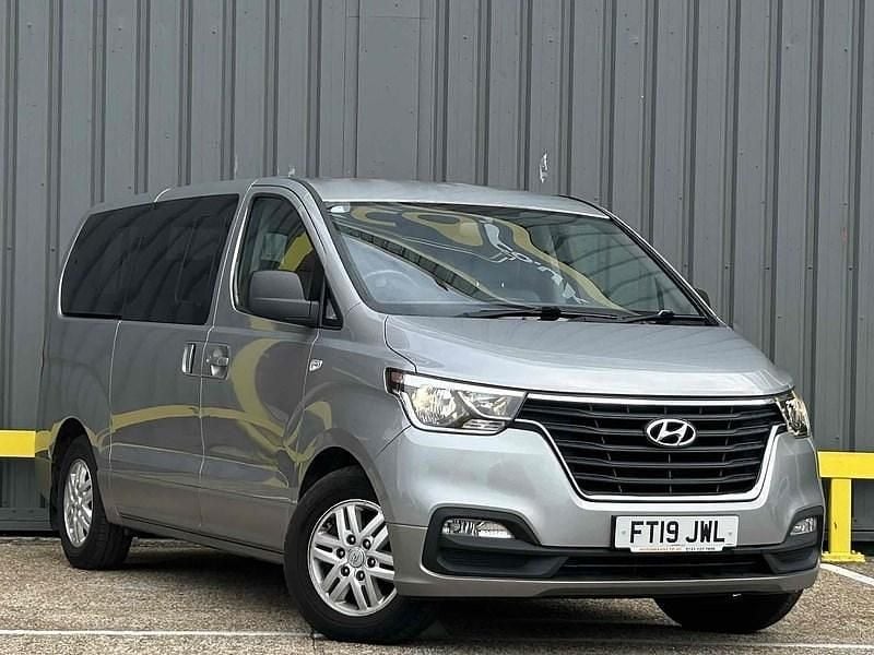 Silver Used 2019 Hyundai I800 SE MPV | £15,995 (Fair price) - Image 1/4
