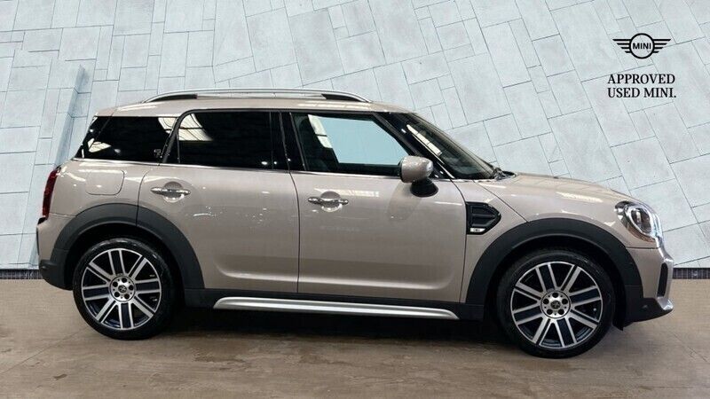 Used Mini Cooper Countryman Exclusive 134 HP (98 kW) 2023 Grey SUV