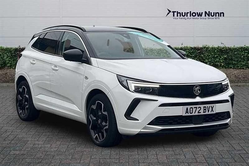 Arctic white Used 2022 Vauxhall Grandland X Elite SUV | £17,189 (Fair price) - Image 1/1