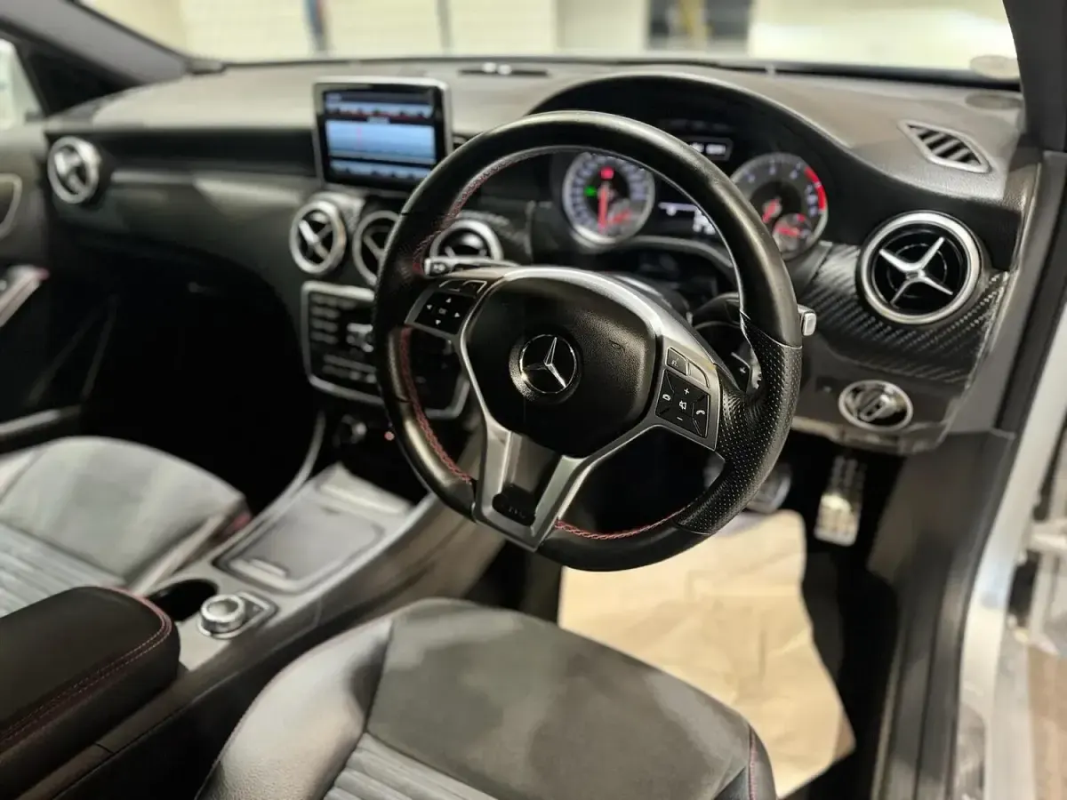 Used Mercedes CLA180 Sport Edition 122 HP (89 kW) 2026 Silver Hatchback