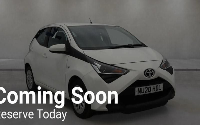 White Used 2020 Toyota Aygo X-play Hatchback | £8,999 (Good price) - Image 1/4