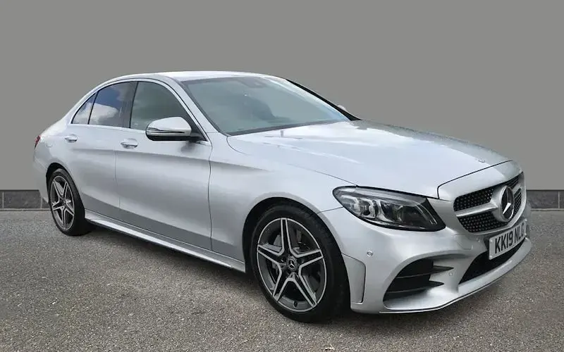 Used Mercedes C300 AMG Line Premium 245 HP (180 kW) 2019 Sedan