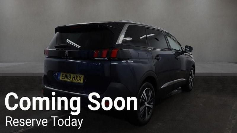 Used Peugeot 5008 Allure 130 HP (95 kW) 2019 Blue SUV