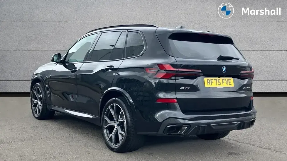 Used BMW X5 M Sport 489 HP (359 kW) 2025 Black sapphire SUV