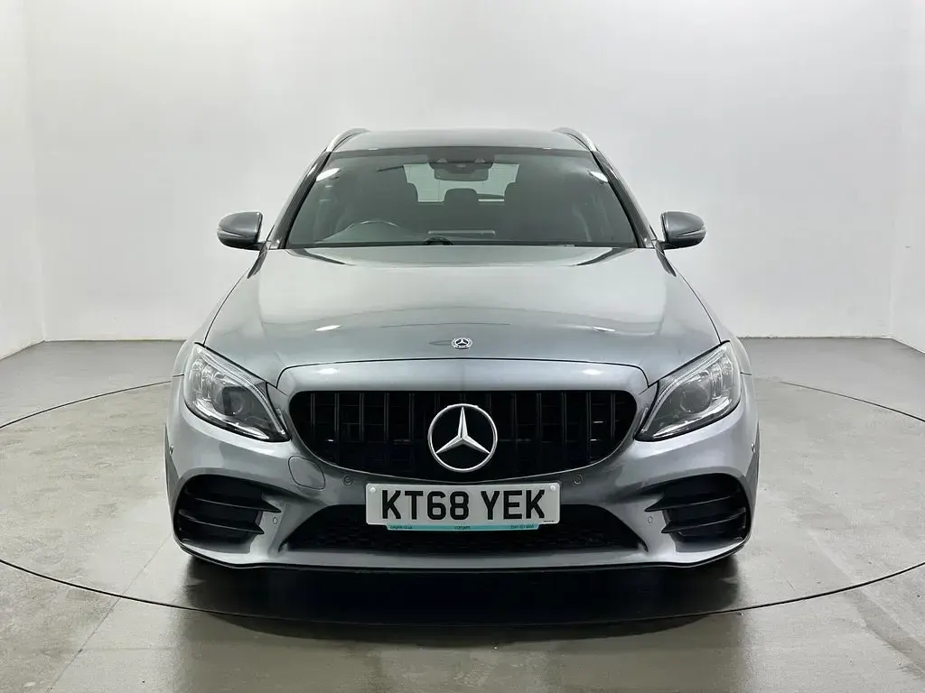 Used Mercedes C300 AMG line 245 HP (180 kW) 2019 Estate