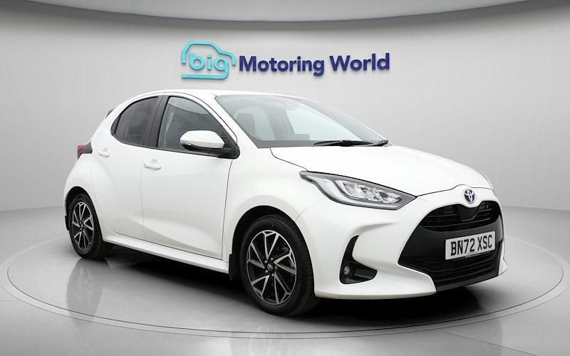 Used Toyota Yaris Hybrid Design 116 HP (85 kW) 2026 Hatchback