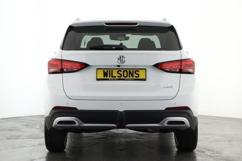 Używany MG ZS Trophy 2024 Biały SUV