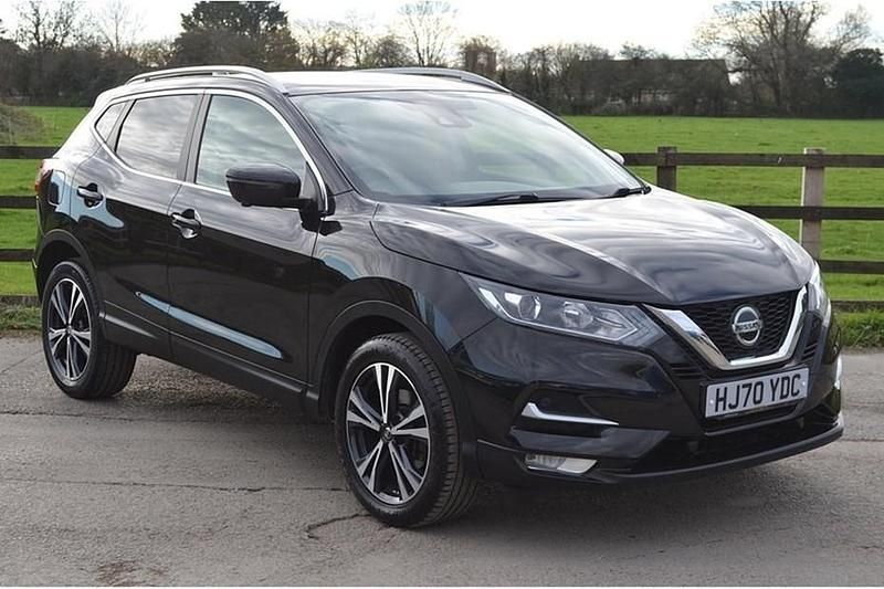 Black Used 2020 Nissan Qashqai N-Connecta SUV | £13,189 (Good price) - Image 1/1