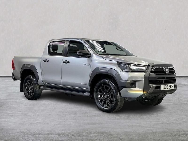 Silver New 2025 Toyota HiLux Pickup | £39,490 (Fair price) - Image 1/4