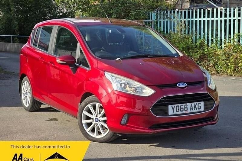Red Used 2017 Ford B-MAX Titanium MPV | £4,090 (Fair price) - Image 1/1
