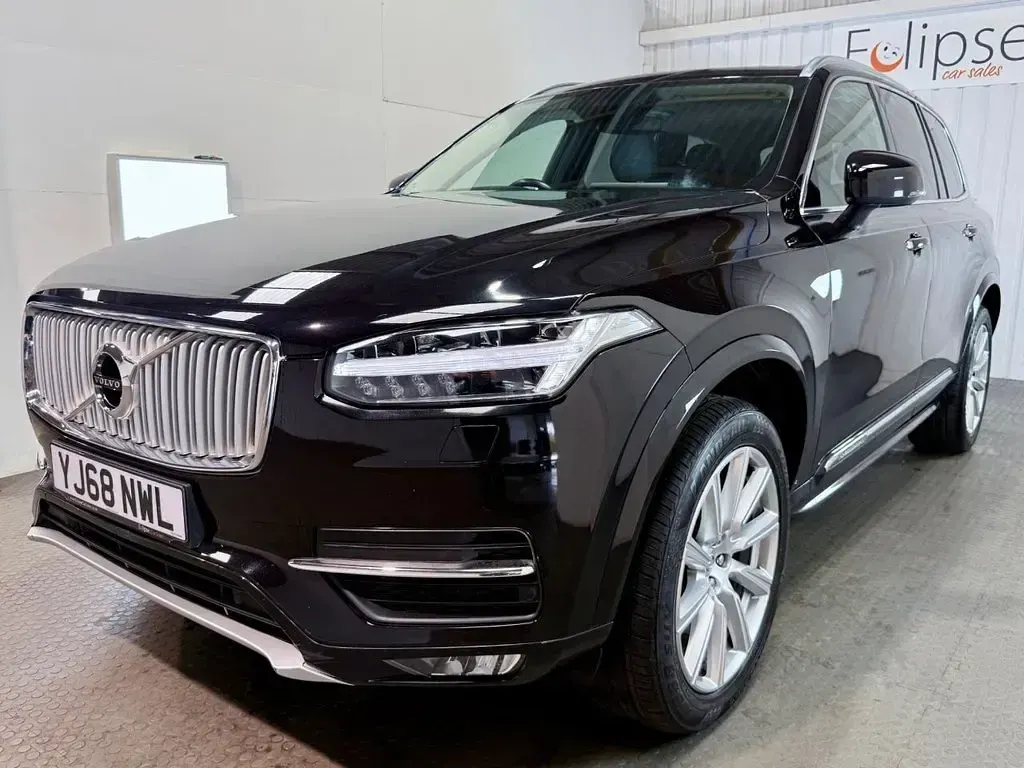 Used Volvo XC90 Inscription 235 HP (172 kW) 2018 Black SUV