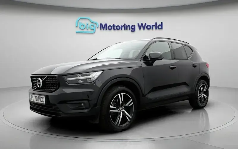 Used Volvo XC40 R-Design 197 HP (144 kW) 2020 Black SUV