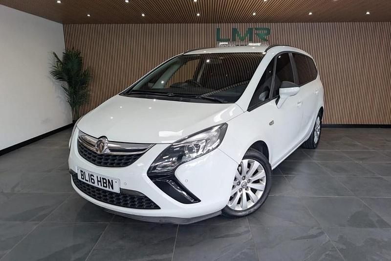 White Used 2016 Vauxhall Zafira Tourer Design Edition MPV | £7,480 (Fair price) - Image 1/1