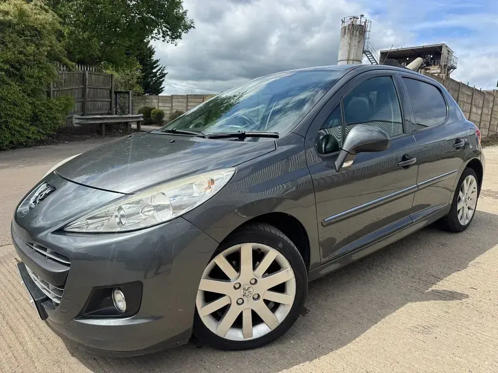 Used Peugeot 207 Allure 92 HP (67 kW) 2011 Grey Hatchback