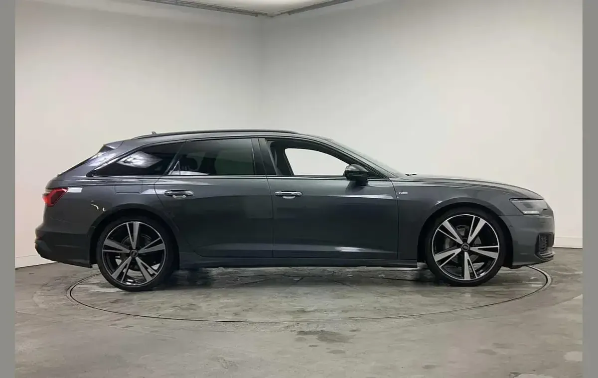 Used Audi A6 Comfort 204 HP (150 kW) 2023 Grey Estate