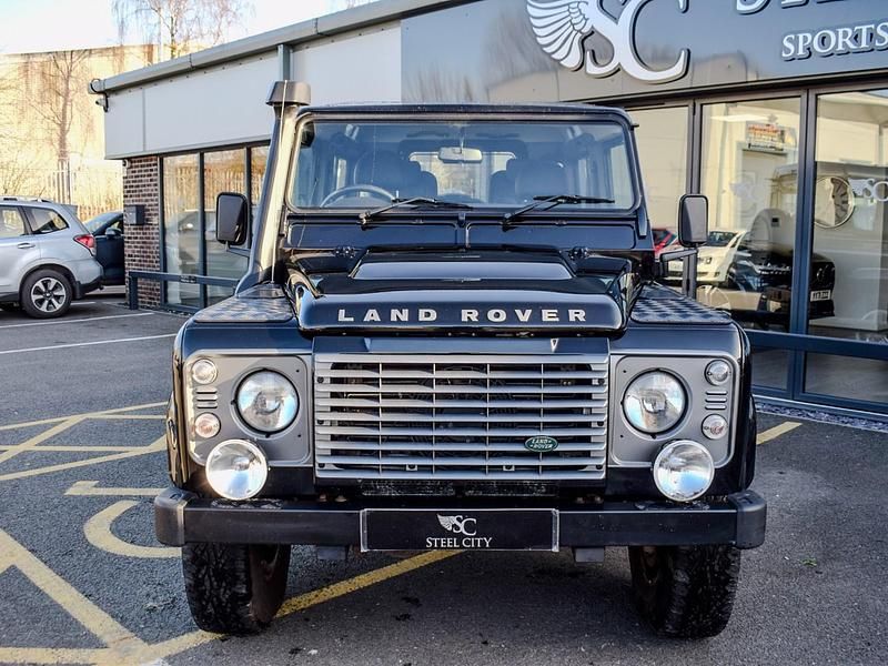 Usado Land Rover Defender 2011 Preto Carrinha