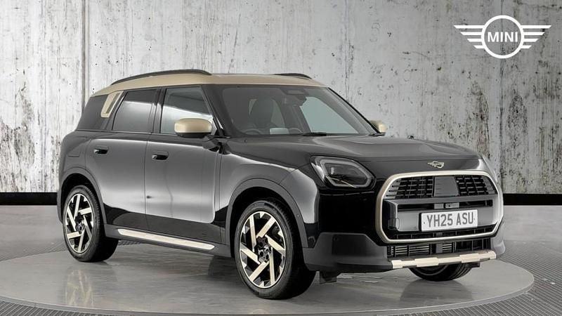 Black Used 2025 Mini Countryman SUV | £34,999 (Fair price) - Image 1/3