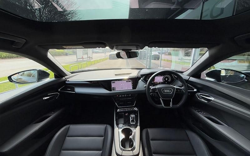 Used Audi e-tron GT quattro 389 kW (530 HP) 2024 Sedan