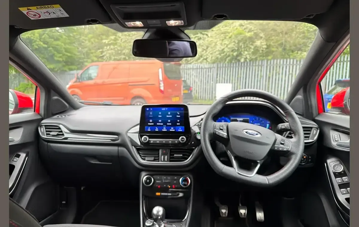 Usado Ford Puma ST-Line 123 HP (90 kW) 2020 Vermelho SUV