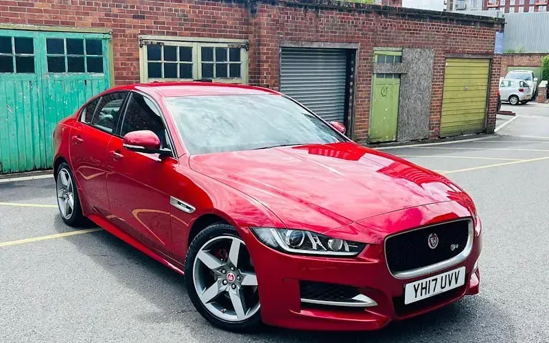 Used Jaguar XE R-Sport 179 HP (131 kW) 2019 Sedan