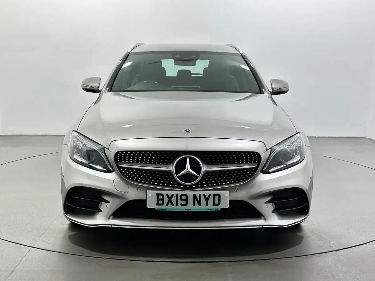 Used Mercedes C200 AMG Line Premium 184 HP (135 kW) 2019 Silver Estate