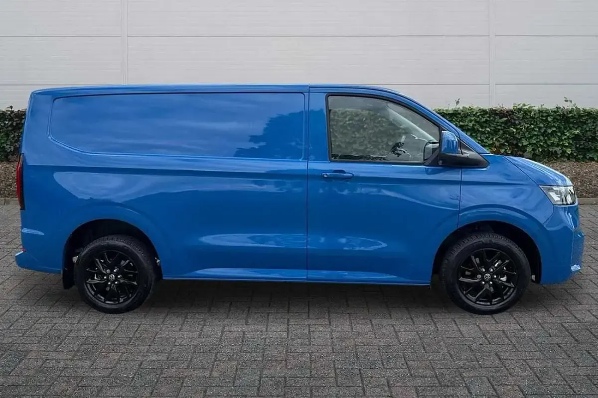 New VW Transporter Pro 2026 Mid blue Van