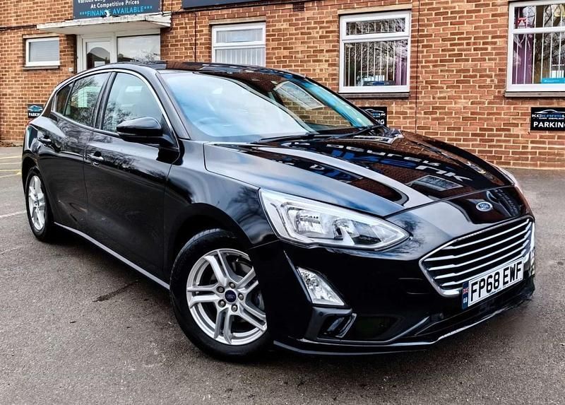 Used Ford Focus Zetec 125 HP (91 kW) 2018 Black Hatchback