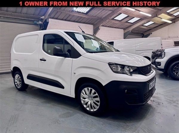 White Used 2019 Peugeot Partner MPV | £10,194 (A bit pricey) - Image 1/1