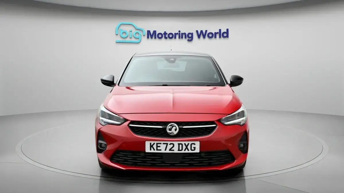 Usado Vauxhall Corsa 75 HP (55 kW) 2023 Vermelho Citadino