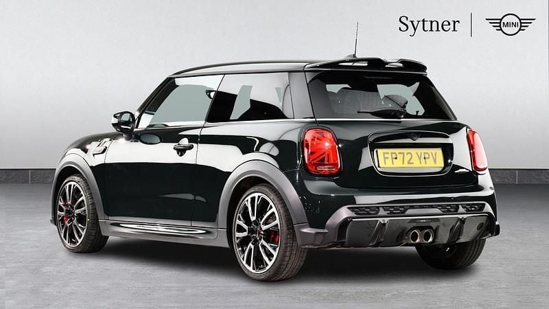 Used Mini John Cooper Works Hatch 228 HP (167 kW) 2023 Green Hatchback