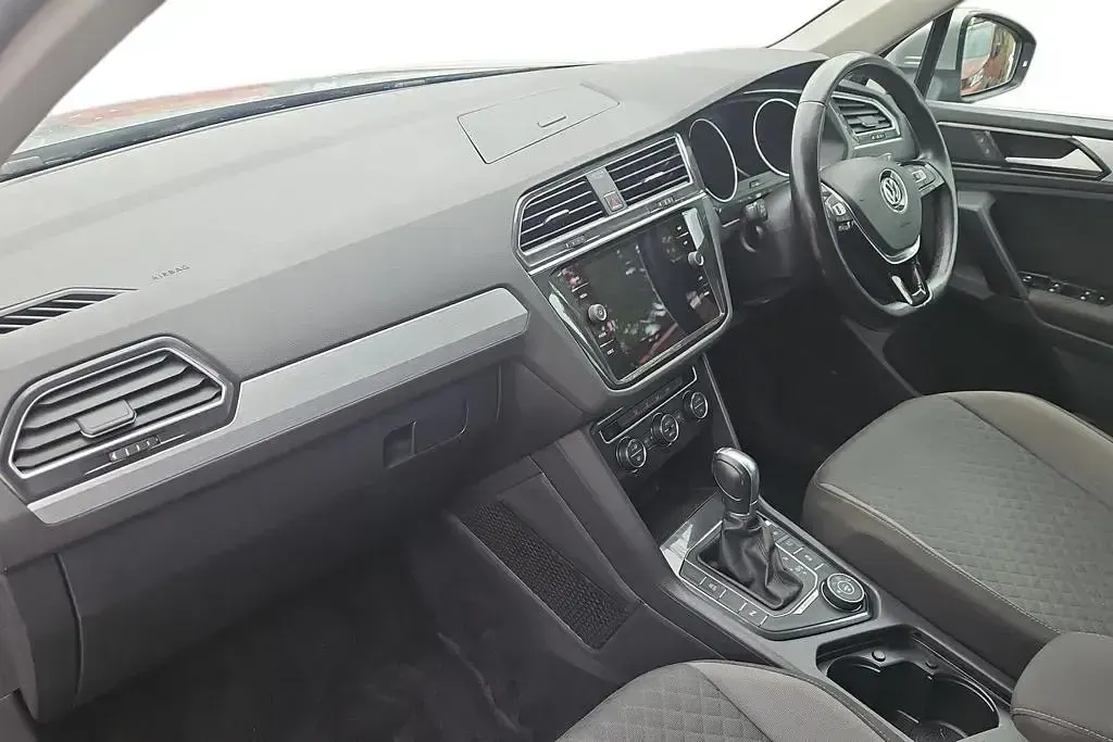 Used VW Tiguan SE 150 HP (110 kW) 2017 Silver SUV