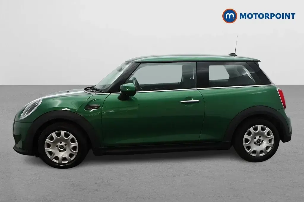 Used Mini ONE Classic 102 HP (75 kW) 2022 Green Hatchback