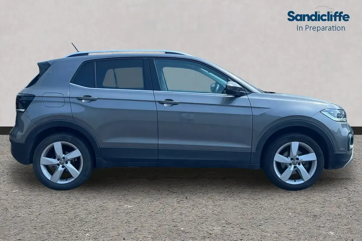 Used VW T-Cross SEL 110 HP (80 kW) 2023 Grey SUV