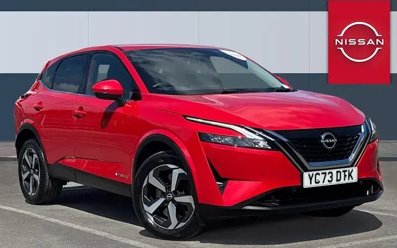 Begagnad Nissan Qashqai N-Connecta 190 HK (139 kW) 2023 SUV