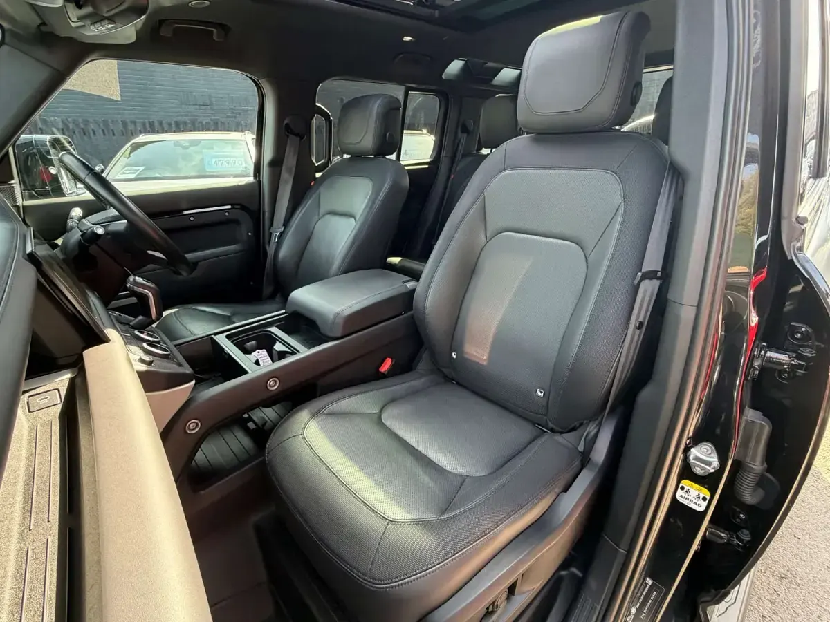 Used Land Rover Defender HSE Dynamic 2022 Black SUV