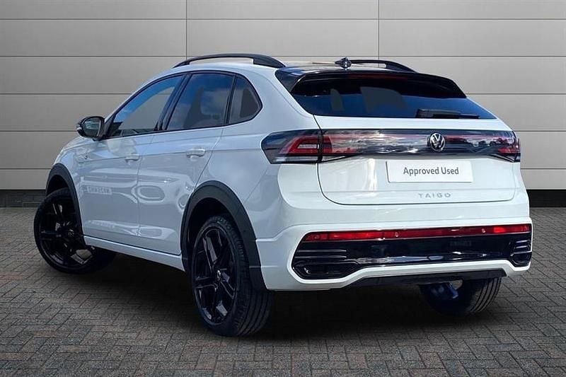 Used VW Taigo Black Edition 115 HP (84 kW) 2025 Pure white with black roof SUV