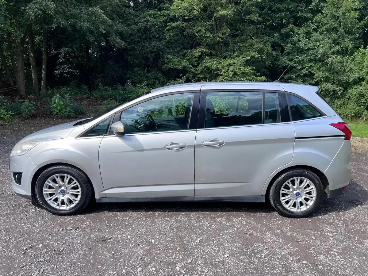 Used Ford Grand C-Max Titanium 2011 Silver MPV