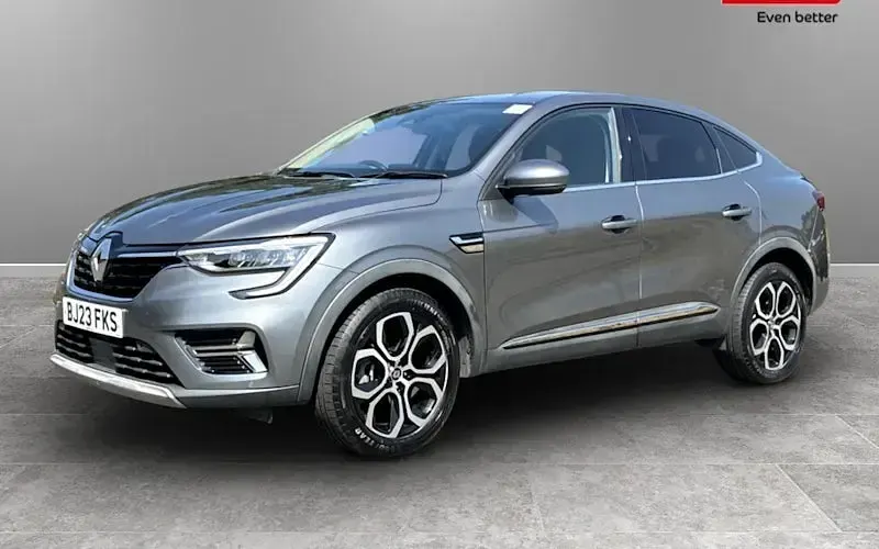 Used Renault Arkana Version S 143 HP (105 kW) 2022 Grey SUV
