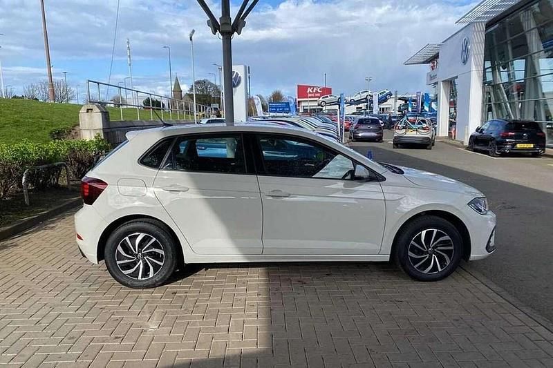 Used VW Polo Life 79 HP (58 kW) 2023 Grey Hatchback
