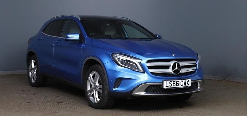 Blue Used 2016 Mercedes GLA200 Premium SUV | £11,990 (Fair price) - Image 1/2