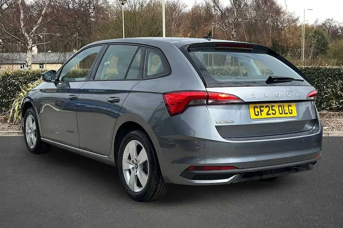 Used Skoda Scala SE 115 HP (84 kW) 2025 Graphite grey metallic Hatchback