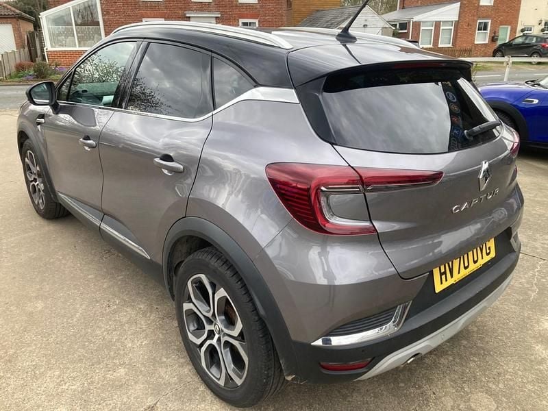 Used Renault Captur Bose Edition 115 HP (84 kW) 2020 Grey black SUV